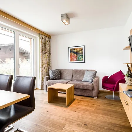 S Apartment